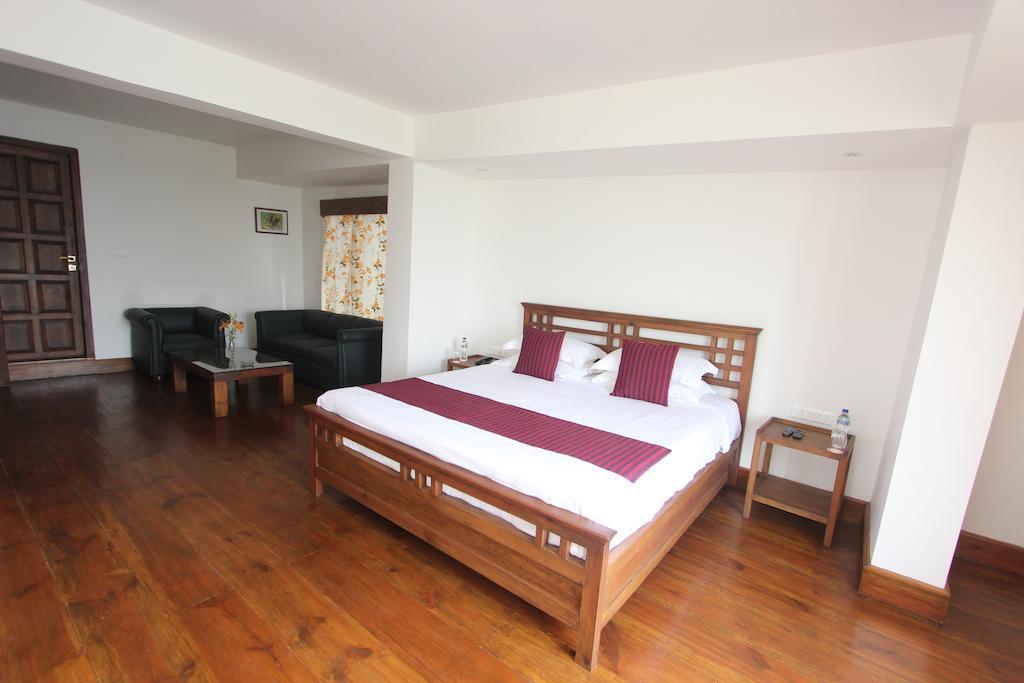 Bed and Breakfast The Pear Tree Шиллонг Номер фото